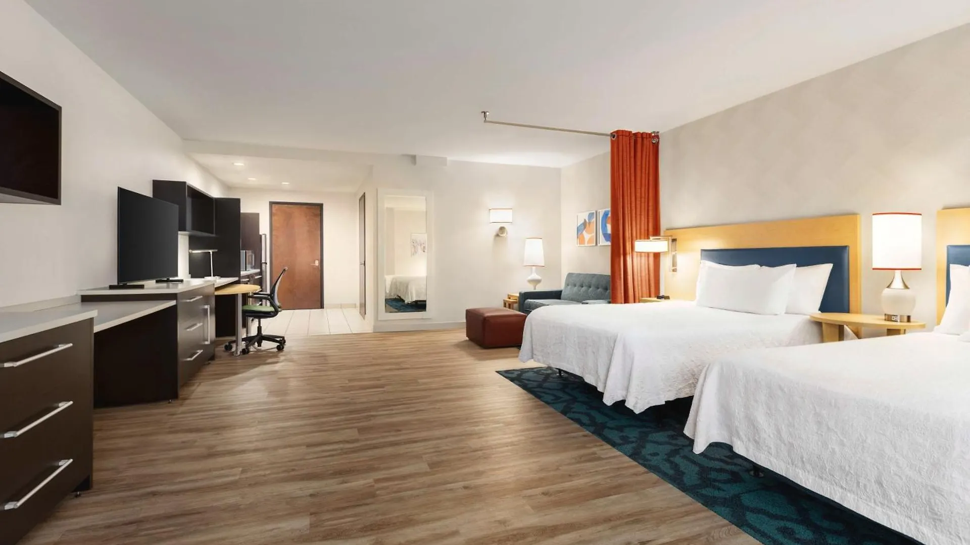 Home2 Suites Long Island City/Manhattan View New York Hotel